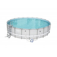 Piscine tubulaire carrée