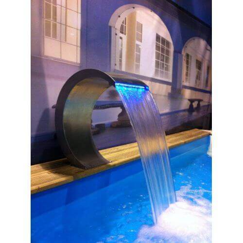 Cascade de piscine Mamba LED