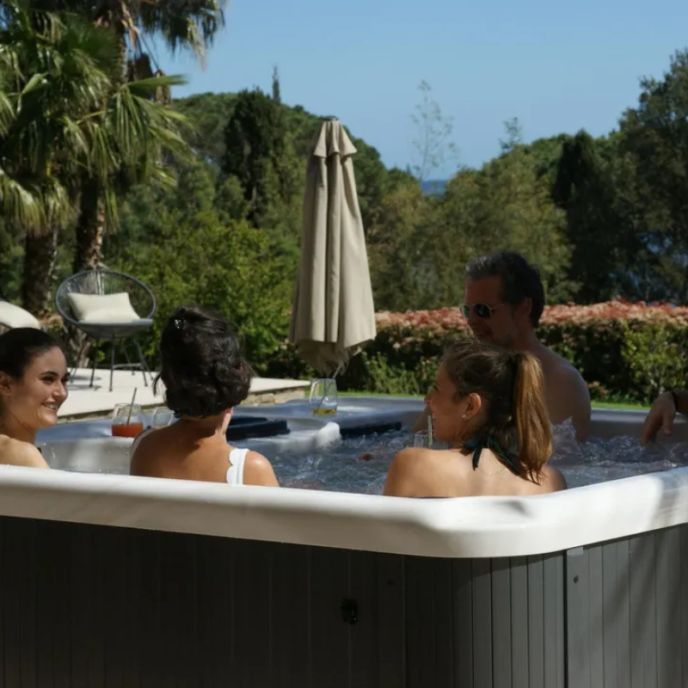 Spa acrylique Bestway carré 5 places 200 x 200 x 78 cm