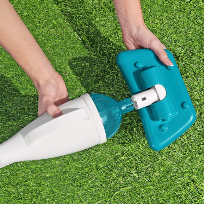 Aspirateur de piscine AquaPristine