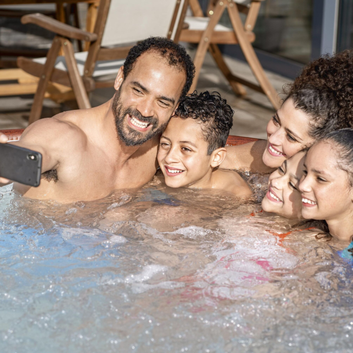 Spa gonflable Bestway Lay-Z-Spa Helsinki rond 5 à 7 places Airjet