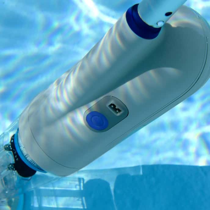 Aspirateur de fond Gre à batterie pour spas et piscines hors-sol