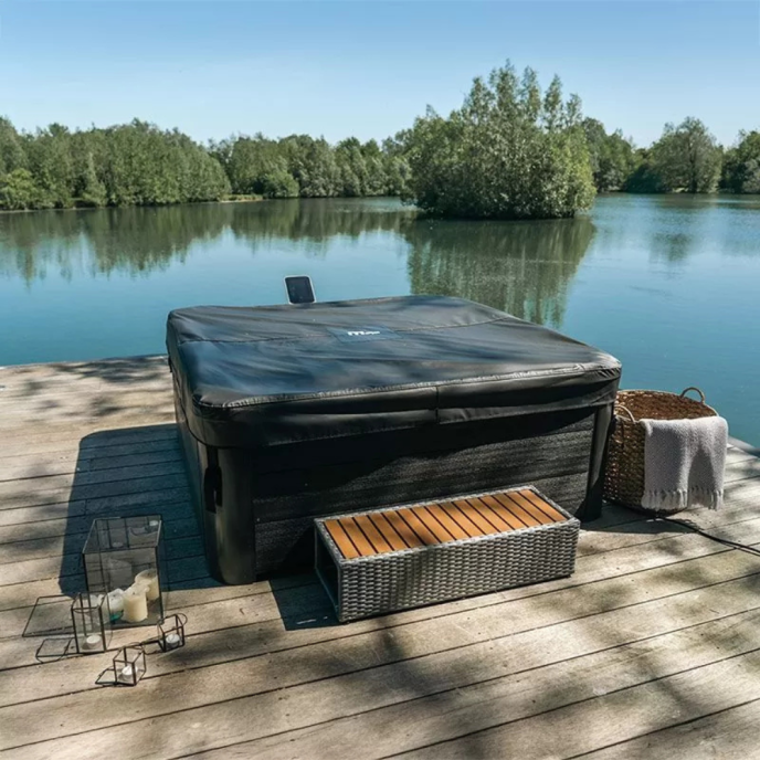 Spa rigide Oslo 6 Places - Connecté