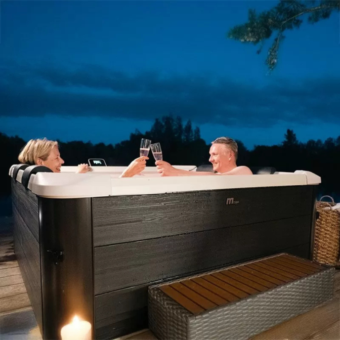 Spa rigide Oslo 6 Places - Connecté