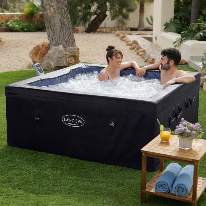 Spa semi-rigide Stockholm 4 places - Bestway Lay-Z