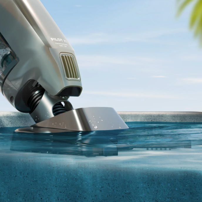 Aspirateur pour piscine et spa Aiper PilotFlow X1