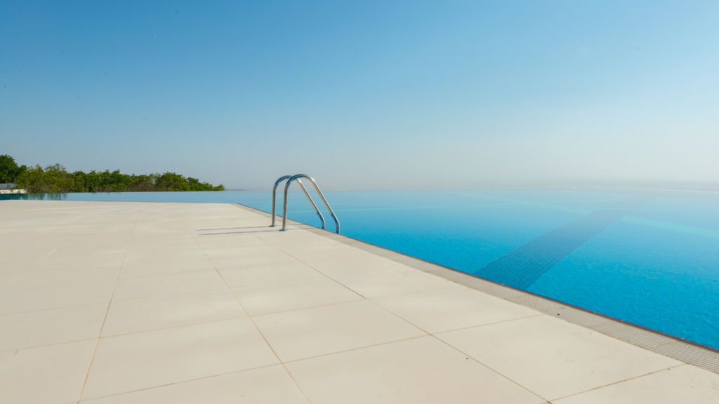 Piscine et Aménagement Extérieur : Inspirations Piscine a debordement