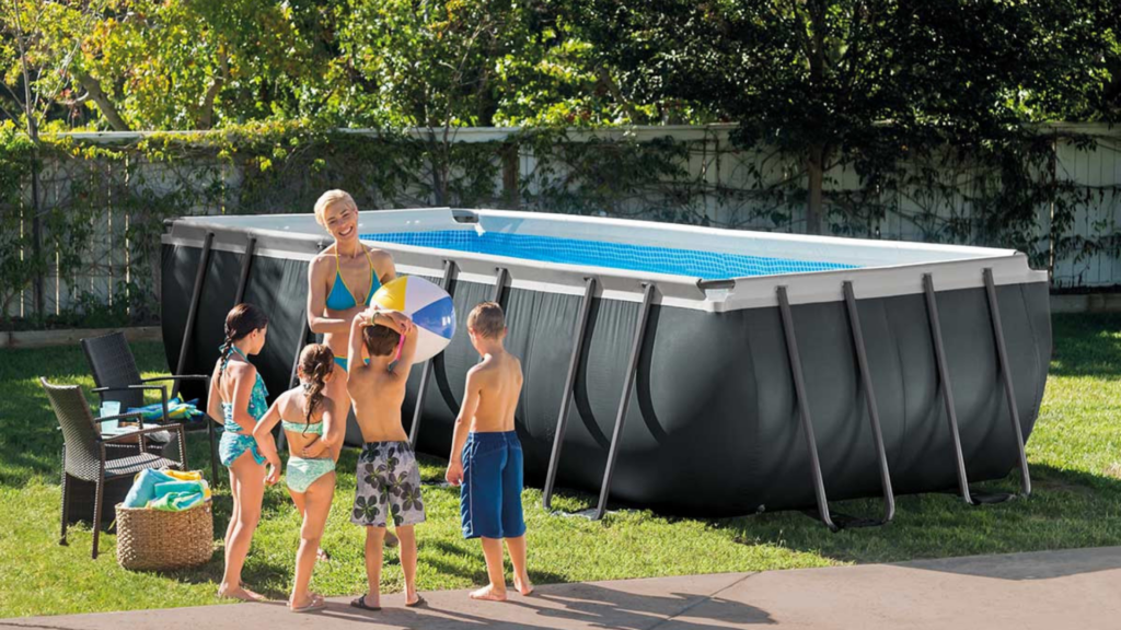 Comment choisir sa piscine hors sol ? Découvrez la piscine tubulaire !