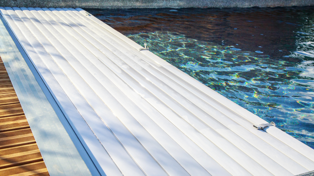 Hivernage Piscine Actif ou Passif : Quelle méthode choisir ?