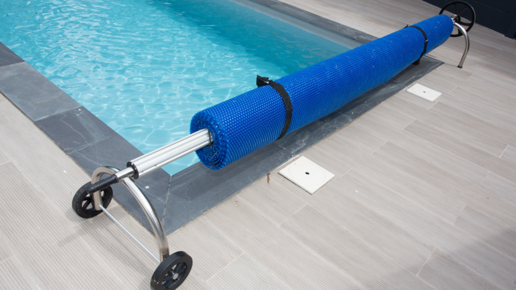 Choisir un bâche à bulles pour sa piscine