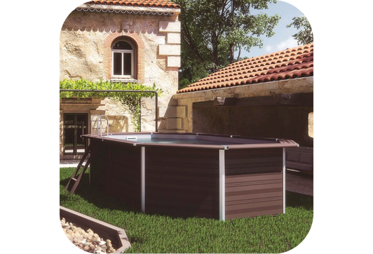 Piscine ovale composite élégante