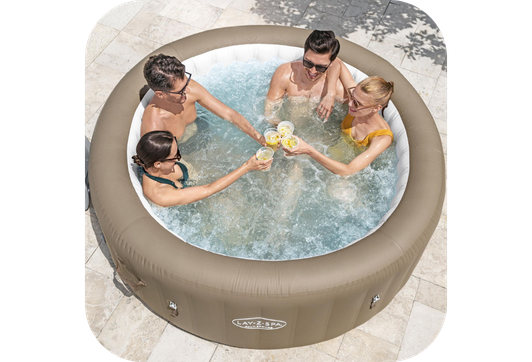 entretien simplifié et résistance au froid avec le spa bestway