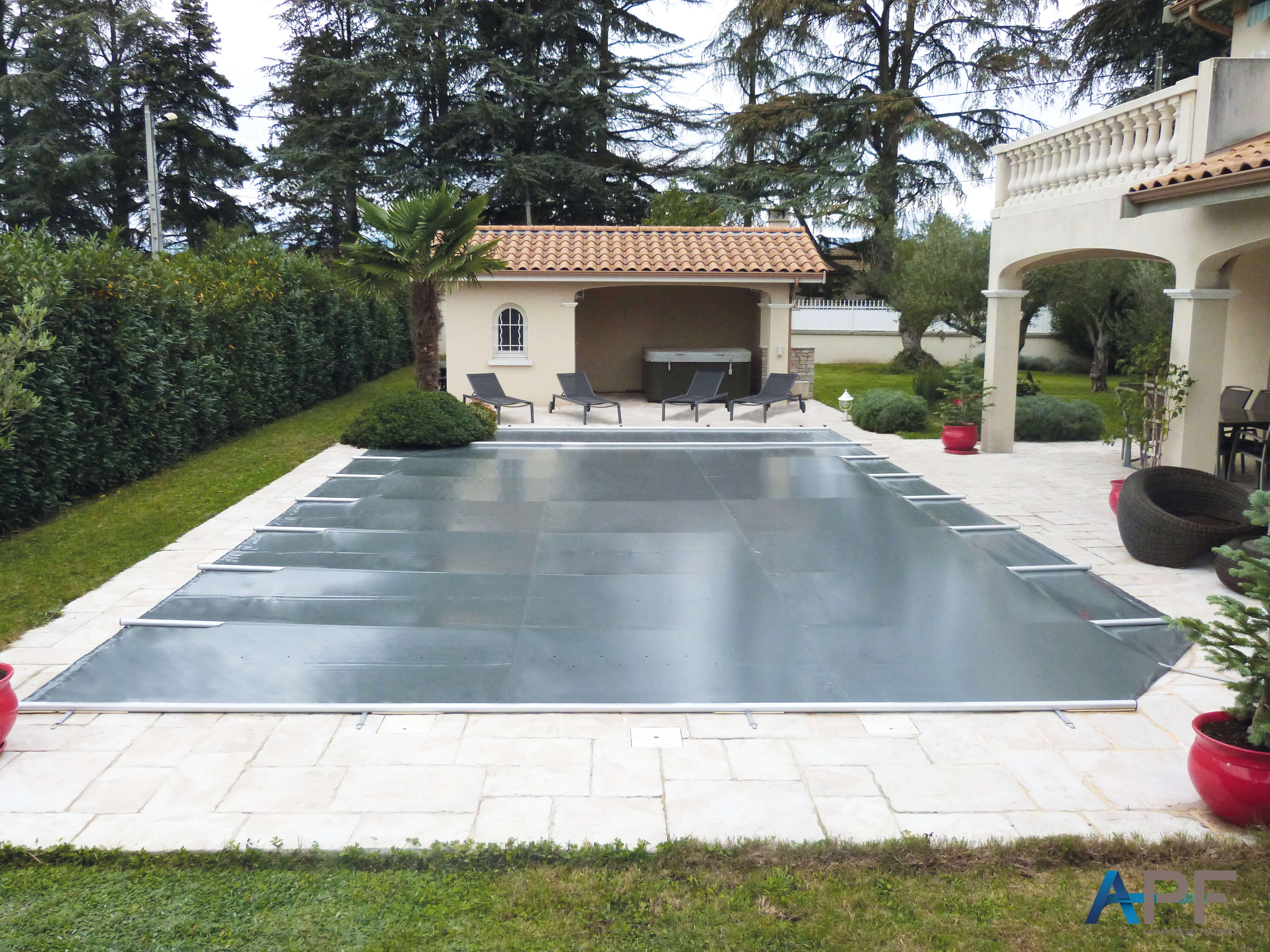 couverture-securite-bache-a-barres.jpg