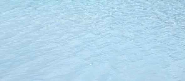 Problèmes courants avec l'eau de piscine : nos solutions efficaces et durables