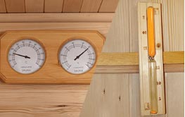 seau et louche en bois du sauna Zen